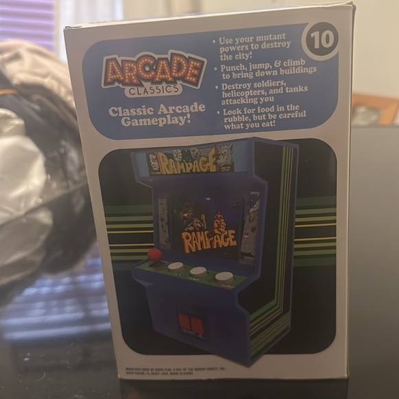 Arcade  classics Rampage hand held arcade game NIB - Picture 3 of 6